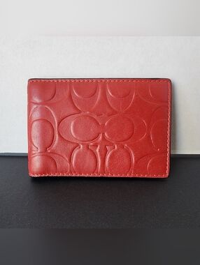 SOLD✨️NWOT✨️ Coach Embossed Red Compact Billfold With ID Slot